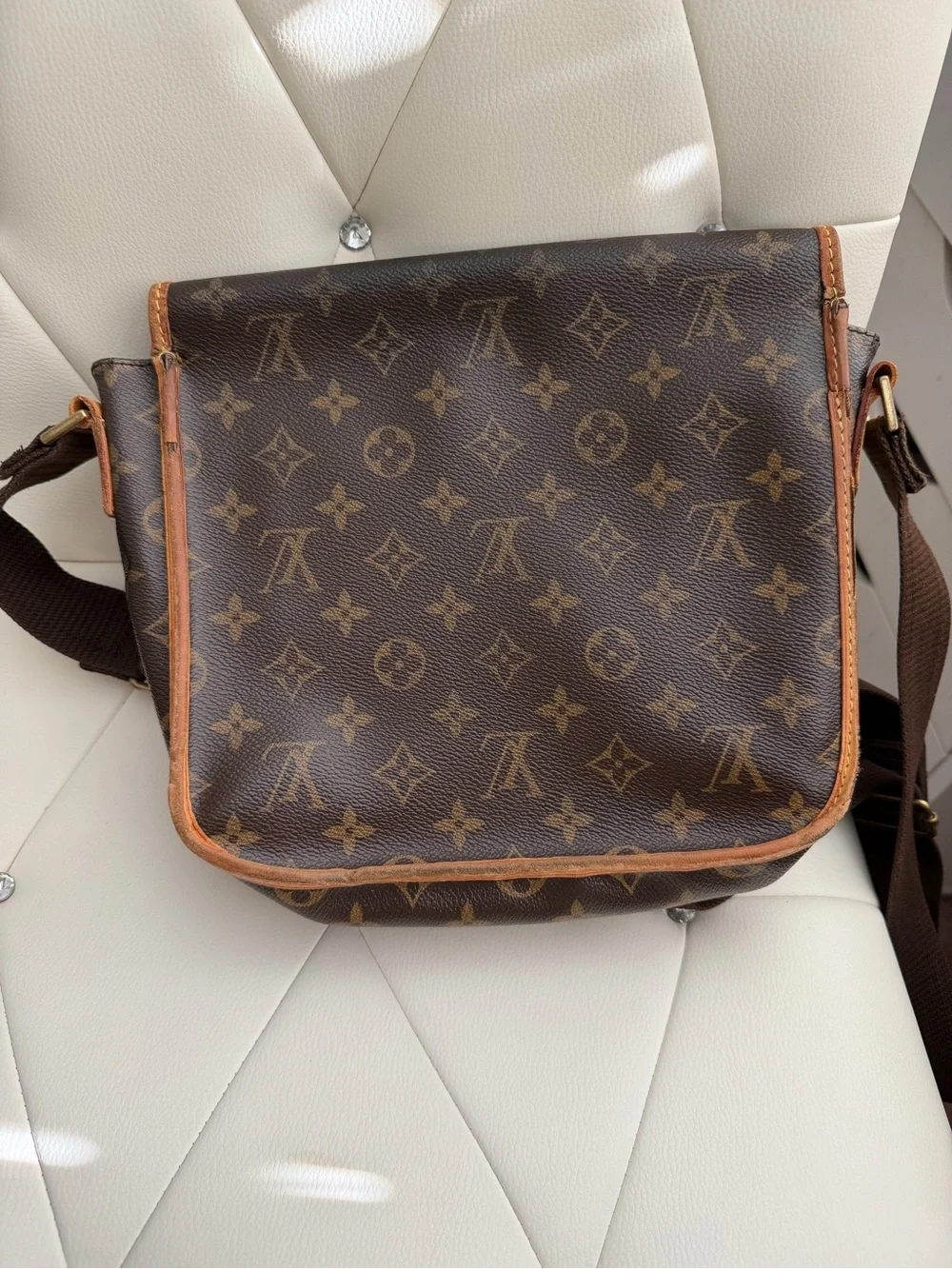 Vintage Louis Vuitton monogram bosphore messenger bag